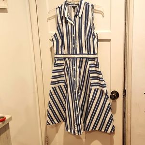 Sleevless dress